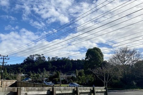 Photo of property in 2/558 Swanson Road, Ranui, Auckland, 0612