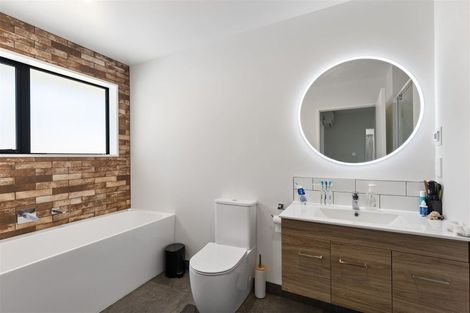 Photo of property in 144 Linwood Avenue, Linwood, Christchurch, 8011