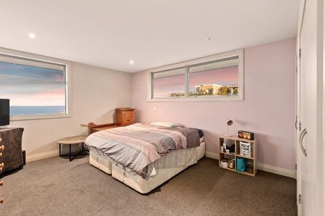 Photo of property in 11 Cirrus Lane, Mount Pleasant, Christchurch, 8081