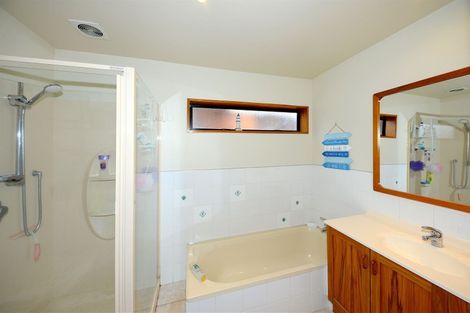 Photo of property in 179 Hawthornden Road, Avonhead, Christchurch, 8042