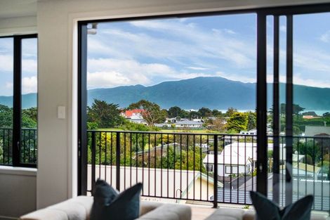 Photo of property in 8a Martin Road, Paraparaumu Beach, Paraparaumu, 5032