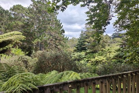 Photo of property in 1008c East Coast Road, Fairview Heights, Auckland, 0630
