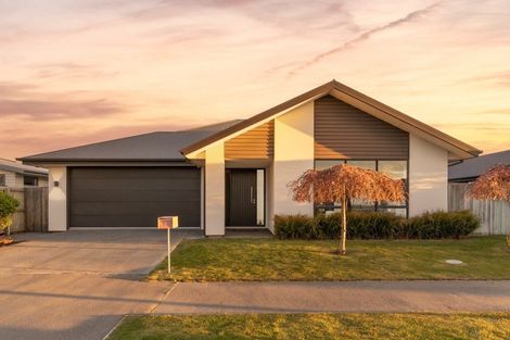 Photo of property in 5 Urihia Street, Marshland, Christchurch, 8083