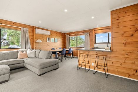 Photo of property in 115 Mark Avenue, Grenada Village, Wellington, 6037