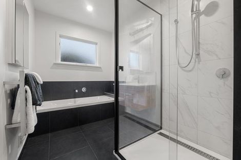 Photo of property in 180 Grahams Road, Burnside, Christchurch, 8053