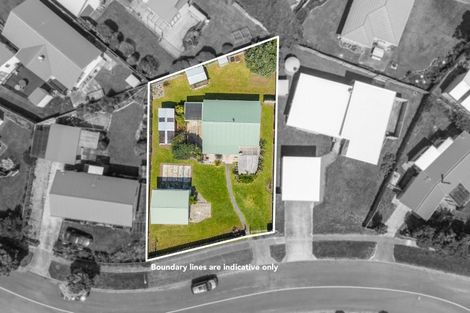 Photo of property in 19 Karaka Street, Otaki Beach, Otaki, 5512