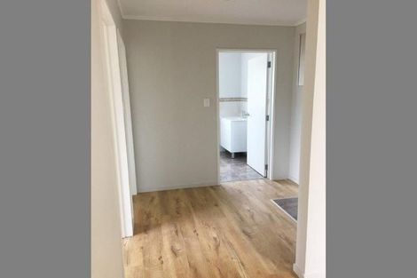 Photo of property in 20 Imperial Place, Henderson, Auckland, 0612