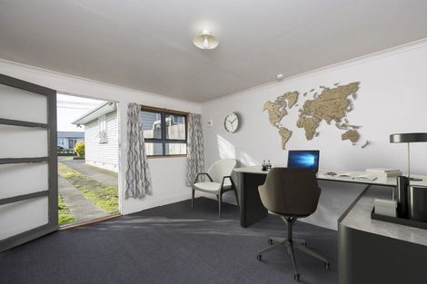 Photo of property in 12 Murch Place, Tawhero, Whanganui, 4500