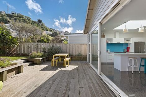 Photo of property in 55 Palm Avenue, Lyall Bay, Wellington, 6022