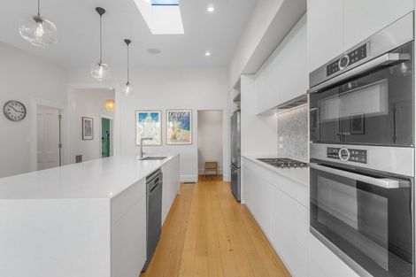 Photo of property in 15 Saint Leonards Road, Devonport, Auckland, 0624