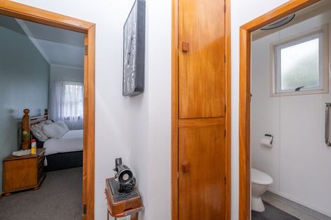 Photo of property in 51 Union Street, Hawera, 4610