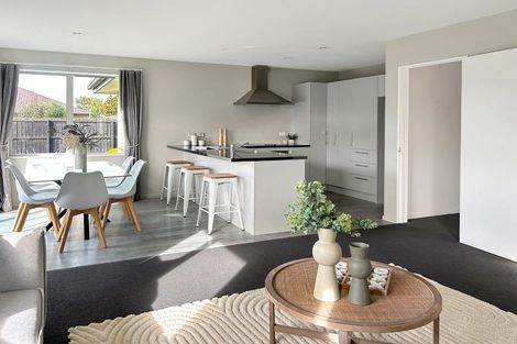 Photo of property in 8 Marble Court, Rolleston, 7614