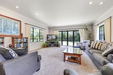 Photo of property in 143 Taylor Street, Cambridge, 3434