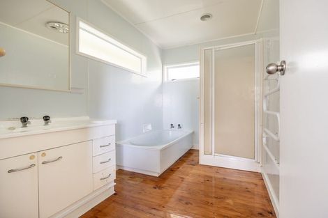 Photo of property in 7 Bayly Street, Baylys Beach, Dargaville, 0377