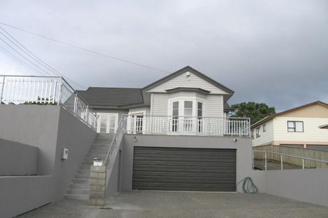 Photo of property in 6 Hindmarsh Street, Johnsonville, Wellington, 6037