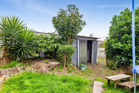 Photo of property in 288 South Road, Hawera, 4610