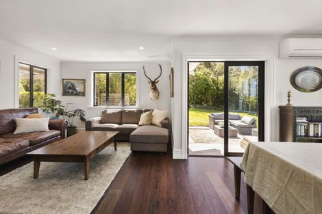 Photo of property in 350 Horokiwi Road, Horokiwi, Wellington, 5016