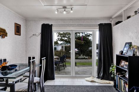 Photo of property in 55 Reid Avenue, Hawera, 4610