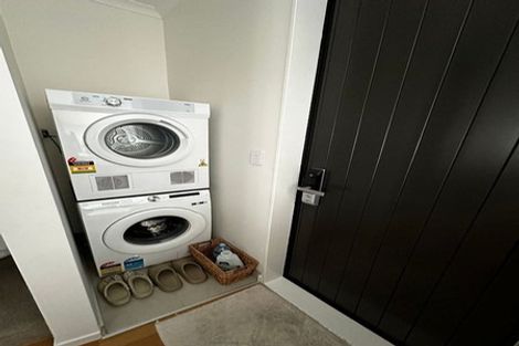 Photo of property in 34 Waipuhinui Way, Wiri, Auckland, 2104