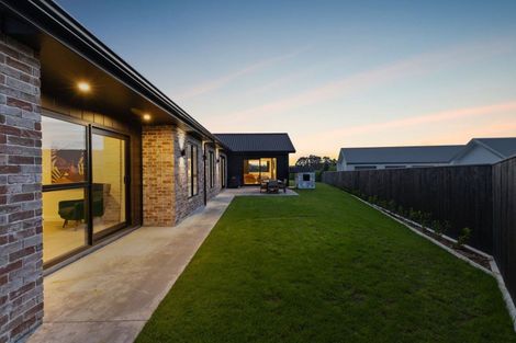 Photo of property in 29 Tuscany Way, Fitzherbert, 4410