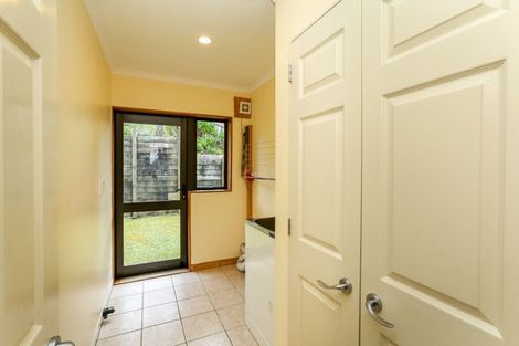 Photo of property in 90a Awanui Street, Merrilands, New Plymouth, 4312