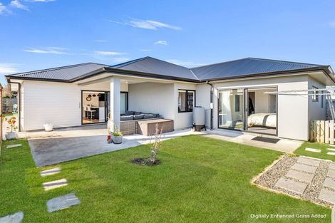 Photo of property in 6 Simon Street, Tawhero, Whanganui, 4501
