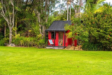 Photo of property in 334 Cove Road, Waipu, 0582