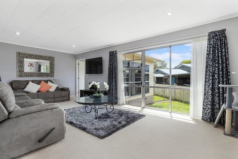 Photo of property in 37 Sain Crescent, Morrinsville, 3300