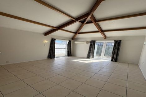 Photo of property in 172 Waimairi Road, Ilam, Christchurch, 8041