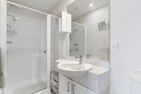 Photo of property in 12 Maunganui Road, Mount Maunganui, 3116