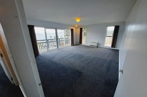 Photo of property in 24 Pennant Grove, Titahi Bay, Porirua, 5022