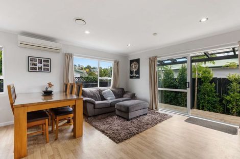 Photo of property in 3/69 Awaroa Road, Helensville, 0800