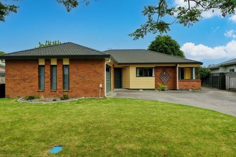 Photo of property in 7 Edgewater Grove, Whakatane, 3120