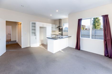 Photo of property in 1/6 Kauri Street, Riccarton, Christchurch, 8041