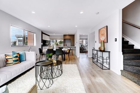 Photo of property in 4 Meritage Lane, Te Atatu South, Auckland, 0610