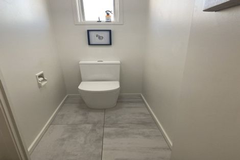 Photo of property in 57 Fairmount Road, Titirangi, Auckland, 0604