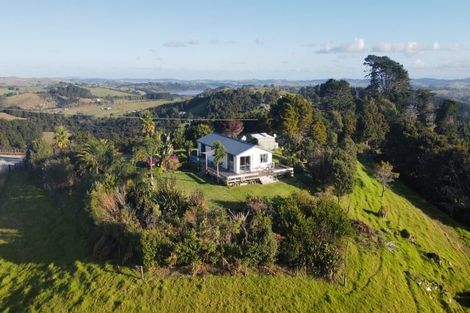 Photo of property in 104 Wearmouth Road, Paparoa, 0571