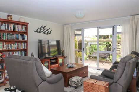 Photo of property in 214 Kirkwood Street, Thames, 3500