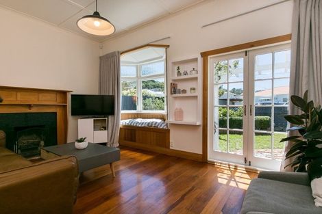 Photo of property in 13 Toru Street, Lyall Bay, Wellington, 6022
