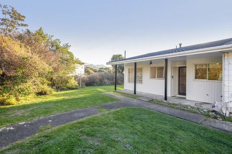 Photo of property in 10f3 Petherick Crescent, Johnsonville, Wellington, 6037