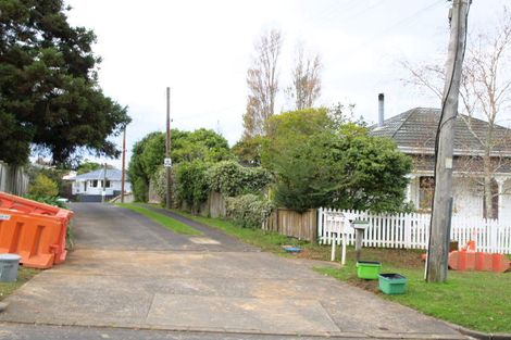Photo of property in 3/44 Howe Street, Howick, Auckland, 2014