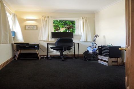 Photo of property in 33 Reuben Avenue, Brooklyn, Wellington, 6021