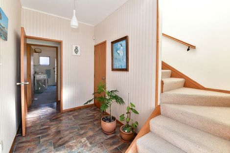 Photo of property in 1/9 Red Beach Road, Red Beach, 0932