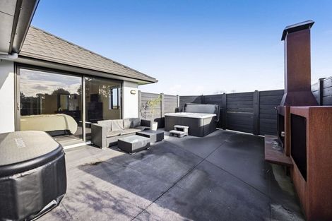Photo of property in 105 Mawhitiwhiti Road, Normanby, Hawera, 4675