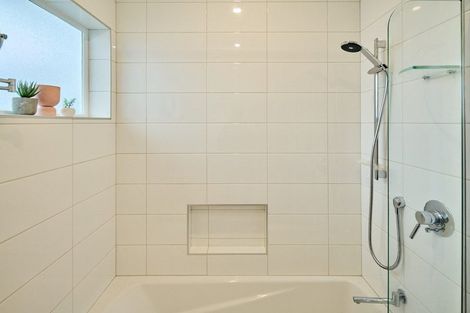 Photo of property in 3 Surrey Street, Tawa, Wellington, 5028