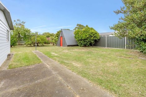 Photo of property in 14 Ferguson Street, Levin, 5510