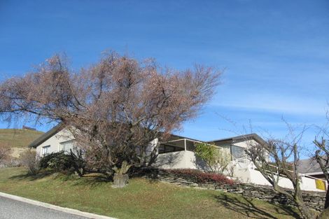 Photo of property in 19 Chalmers Street, Wanaka, 9305