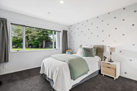 Photo of property in 52 Regent's Park Drive, Casebrook, Christchurch, 8051