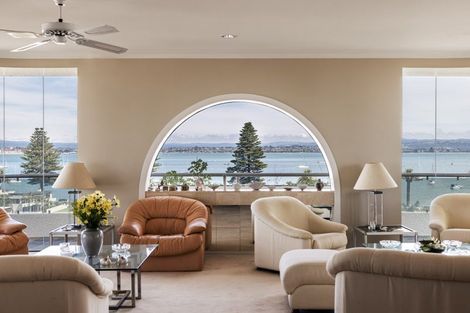 Photo of property in 21 Maunganui Road, Mount Maunganui, 3116