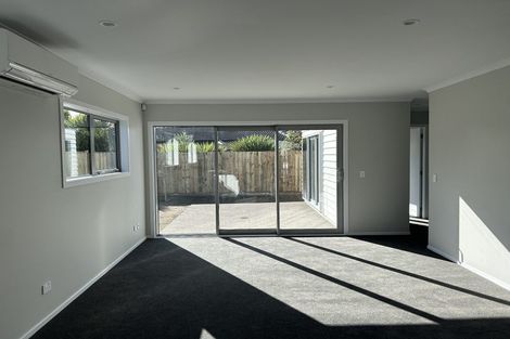 Photo of property in 18 Koru Loop, Paraparaumu, 5032